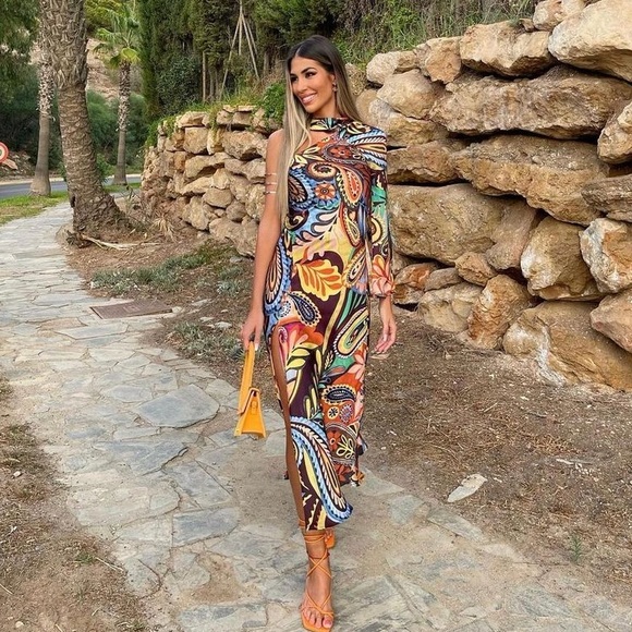 NWT ZARA Asymmetric Sleeve Side Slit Tropical Print Dress Blogger Favorite Small - Picture 2 of 10